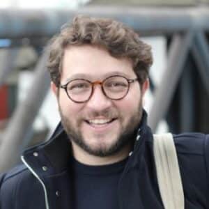 Referenz Christian - Mann mit Brille